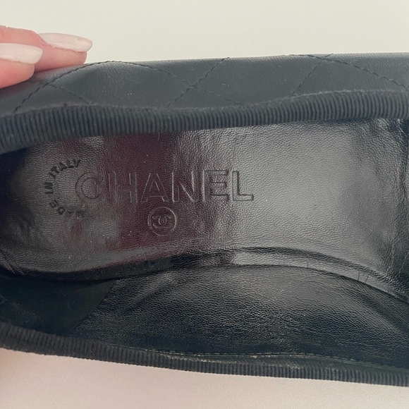 Chanel Cambon Black on Black Ballet Flats - Picture 3 of 14